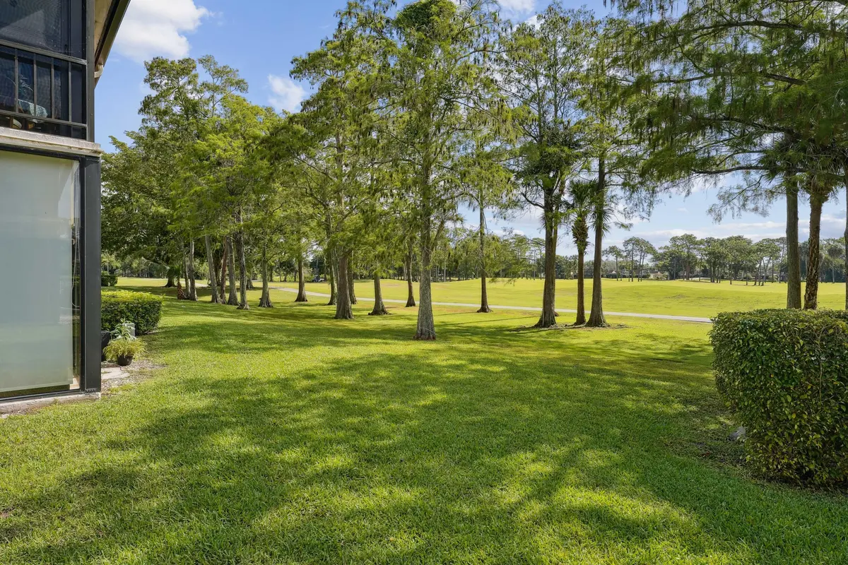 Outside View at 21650 Juego Circle 24b, Boca Raton