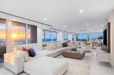 545 S Fort Lauderdale Beach 701-702, Fort Lauderdale – sold