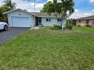 10125 NW 71st Street, Tamarac – Single Family Residence for sale