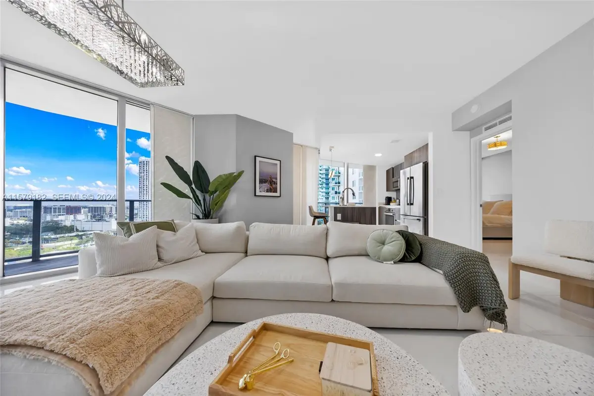 Liv 7 at 488 NE 18th Street 1801, Miami
