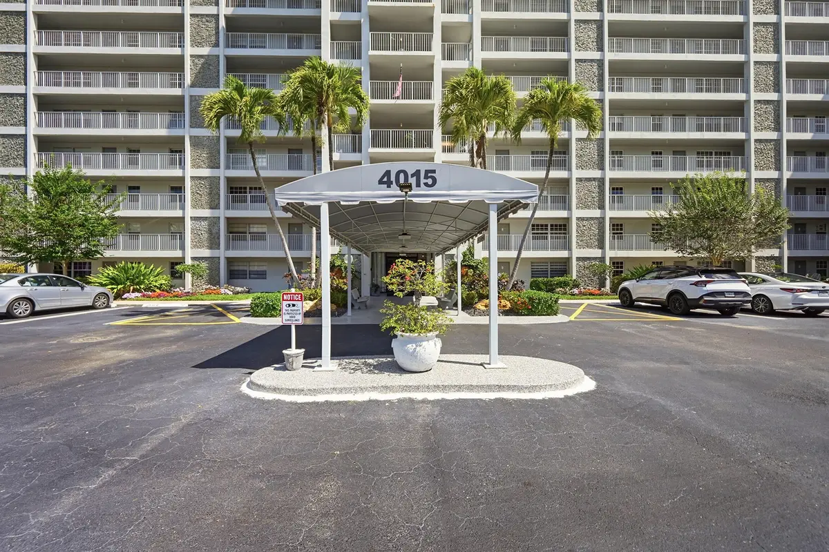 02_ra1_3744 at 4015 W Palm Aire Drive 1001, Pompano Beach