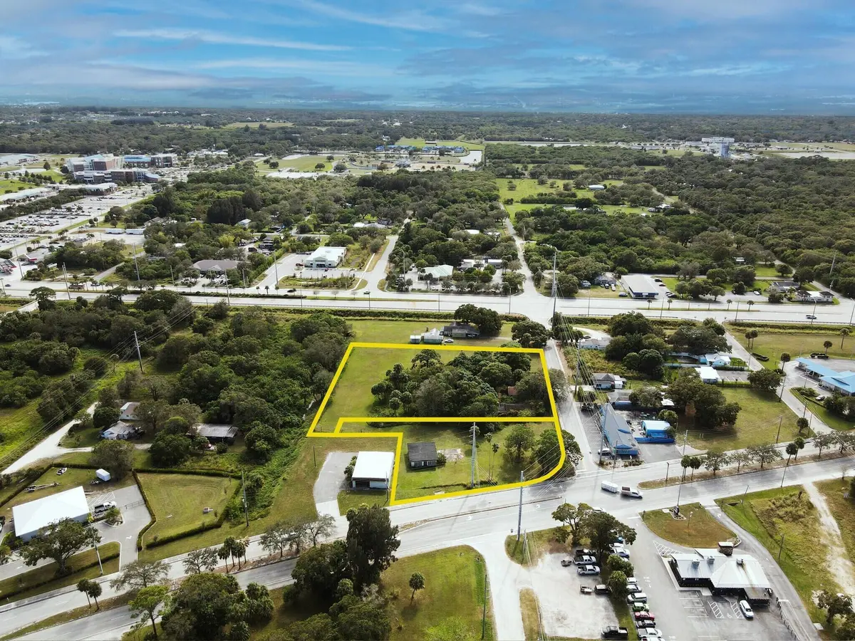 20250619024638064482000000-o at 3805 Okeechobee Road, Fort Pierce