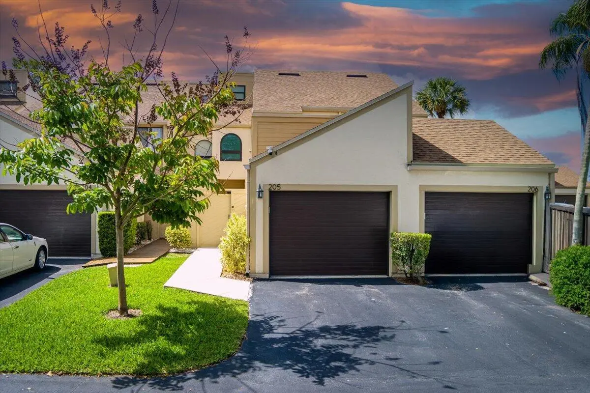 01-MAX_0025-Edit at 1102 SE Mitchell Avenue 205, Port St. Lucie