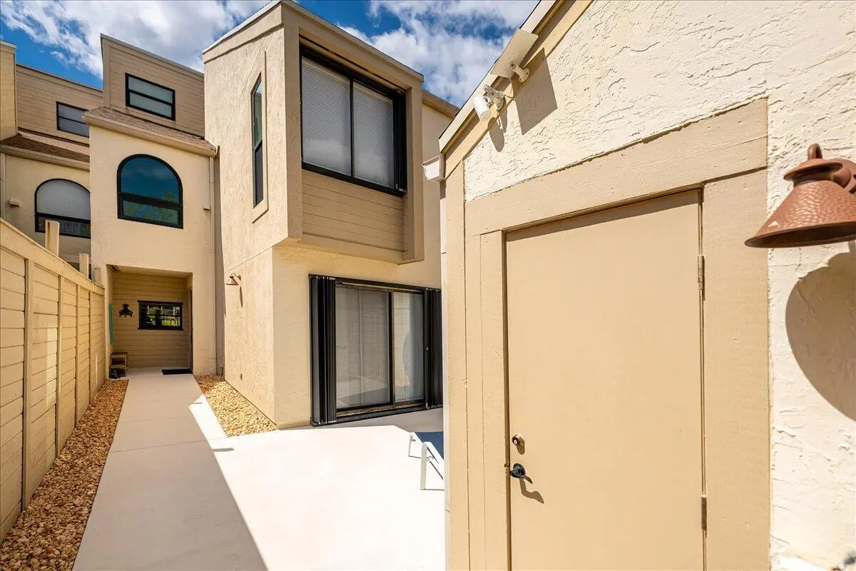 06-DSC4972 at 1102 SE Mitchell Avenue 205, Port St. Lucie