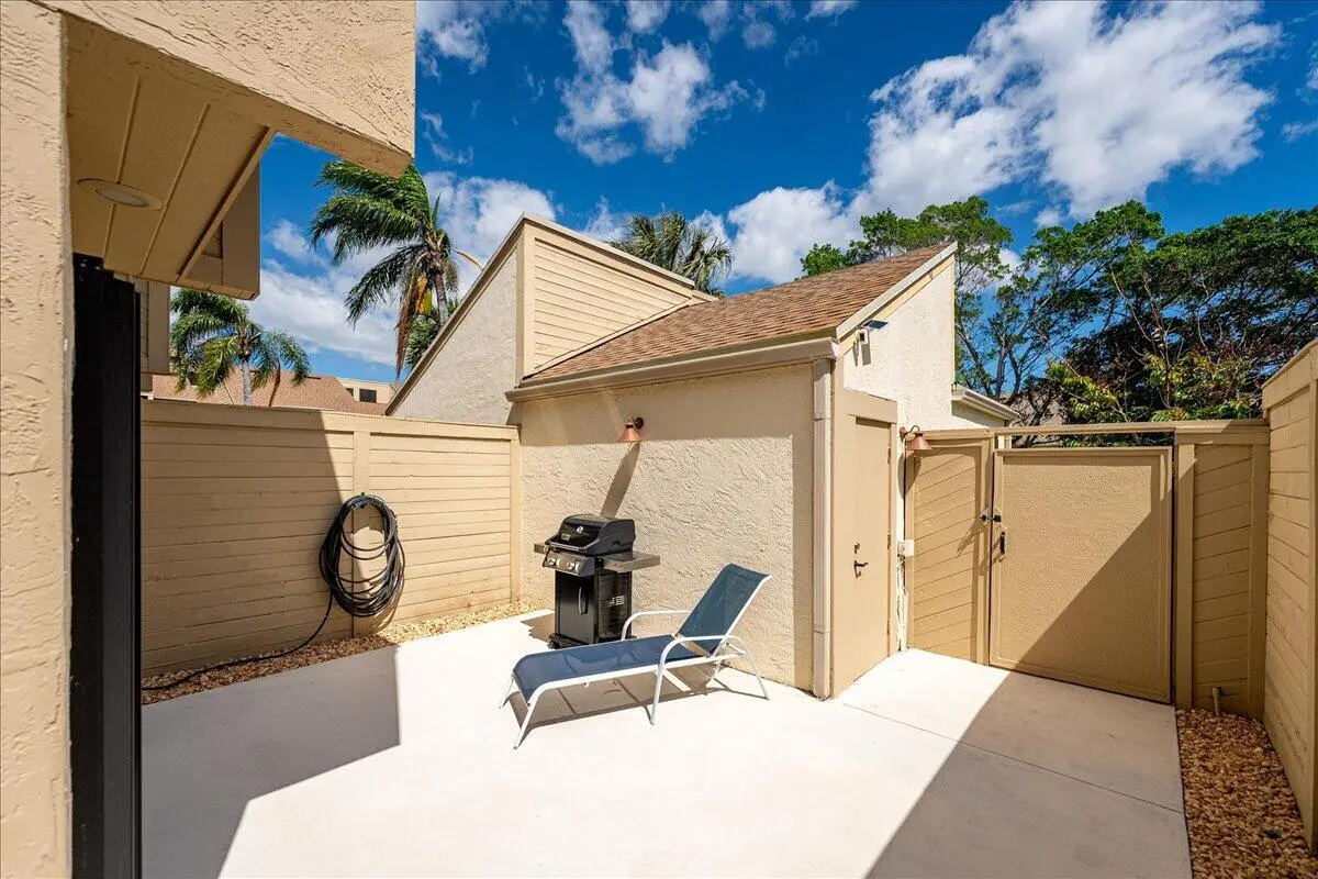 08-DSC4974 at 1102 SE Mitchell Avenue 205, Port St. Lucie