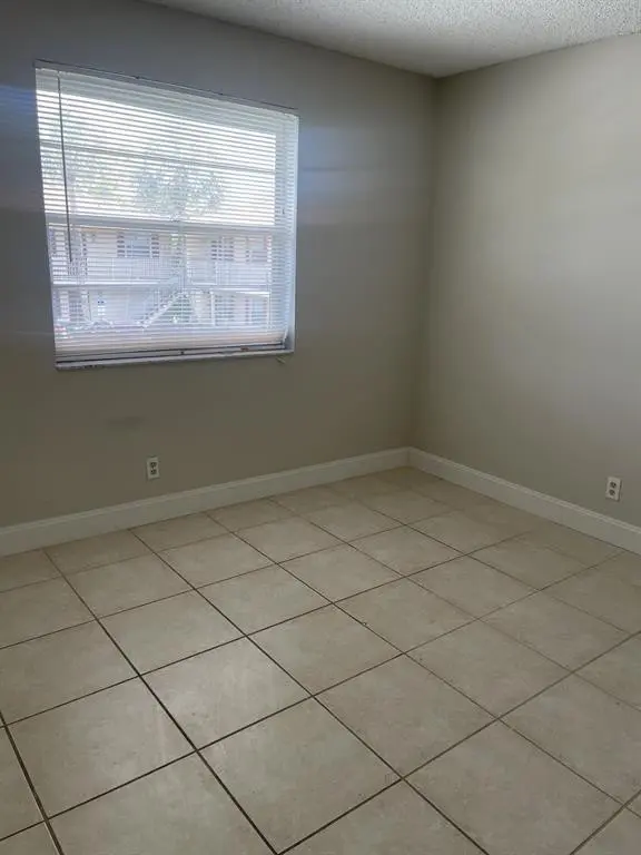Photo 8 at 3662 N University Drive F-7, Coral Springs