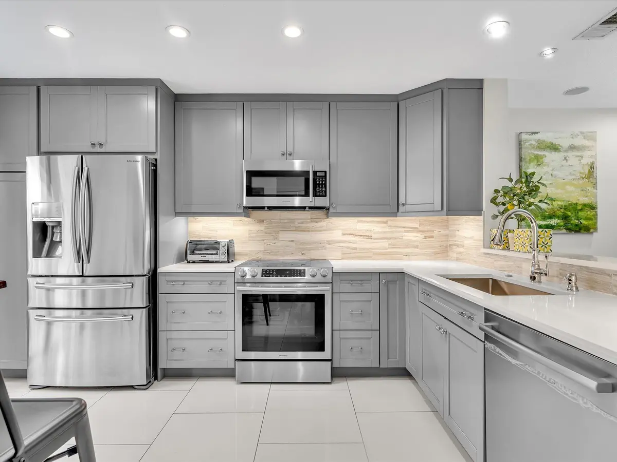 08-FPP00031 at 4335 Carambola Circle, Coconut Creek