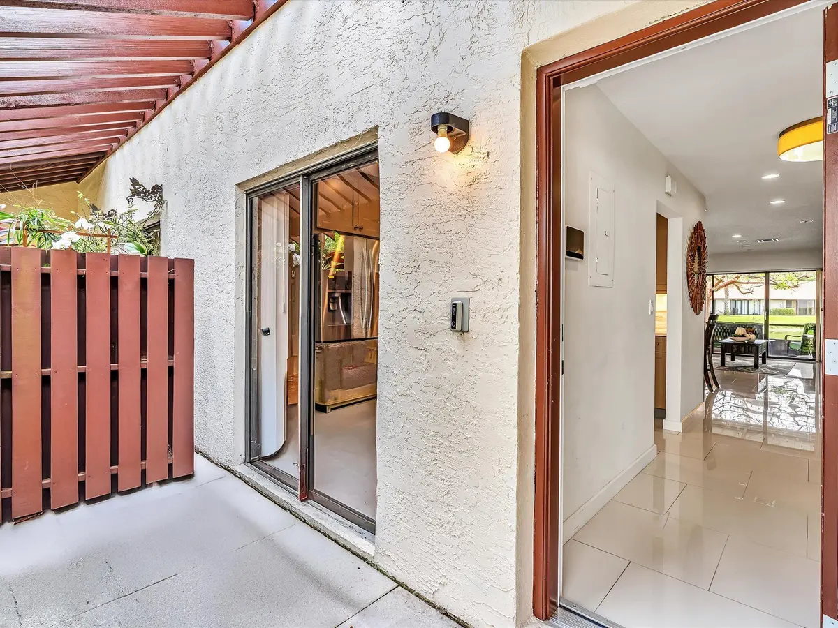 03-FPP00006 at 4335 Carambola Circle, Coconut Creek