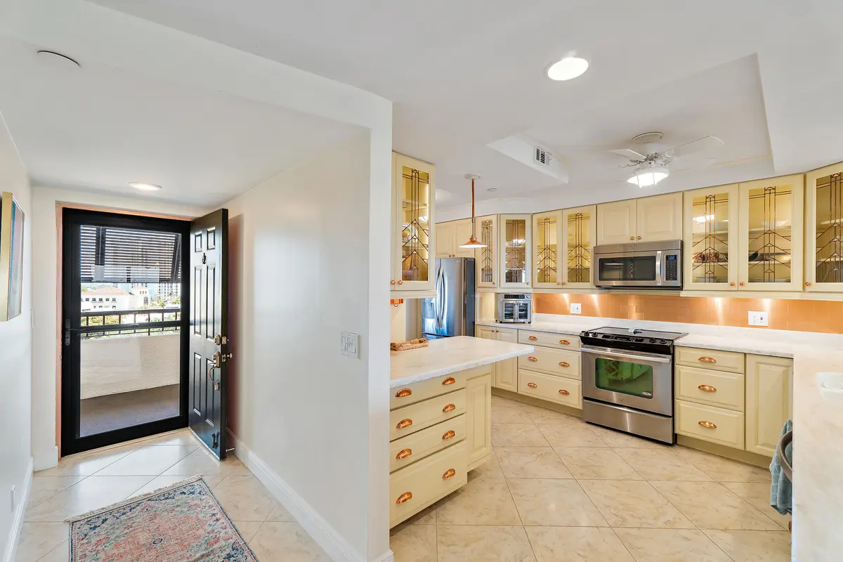 032-356GolfviewRd-903-NorthPalmBeach-FUL at 356 Golfview Road 903, North Palm Beach