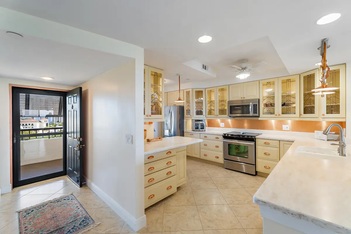 033-356GolfviewRd-903-NorthPalmBeach-FUL at 356 Golfview Road 903, North Palm Beach
