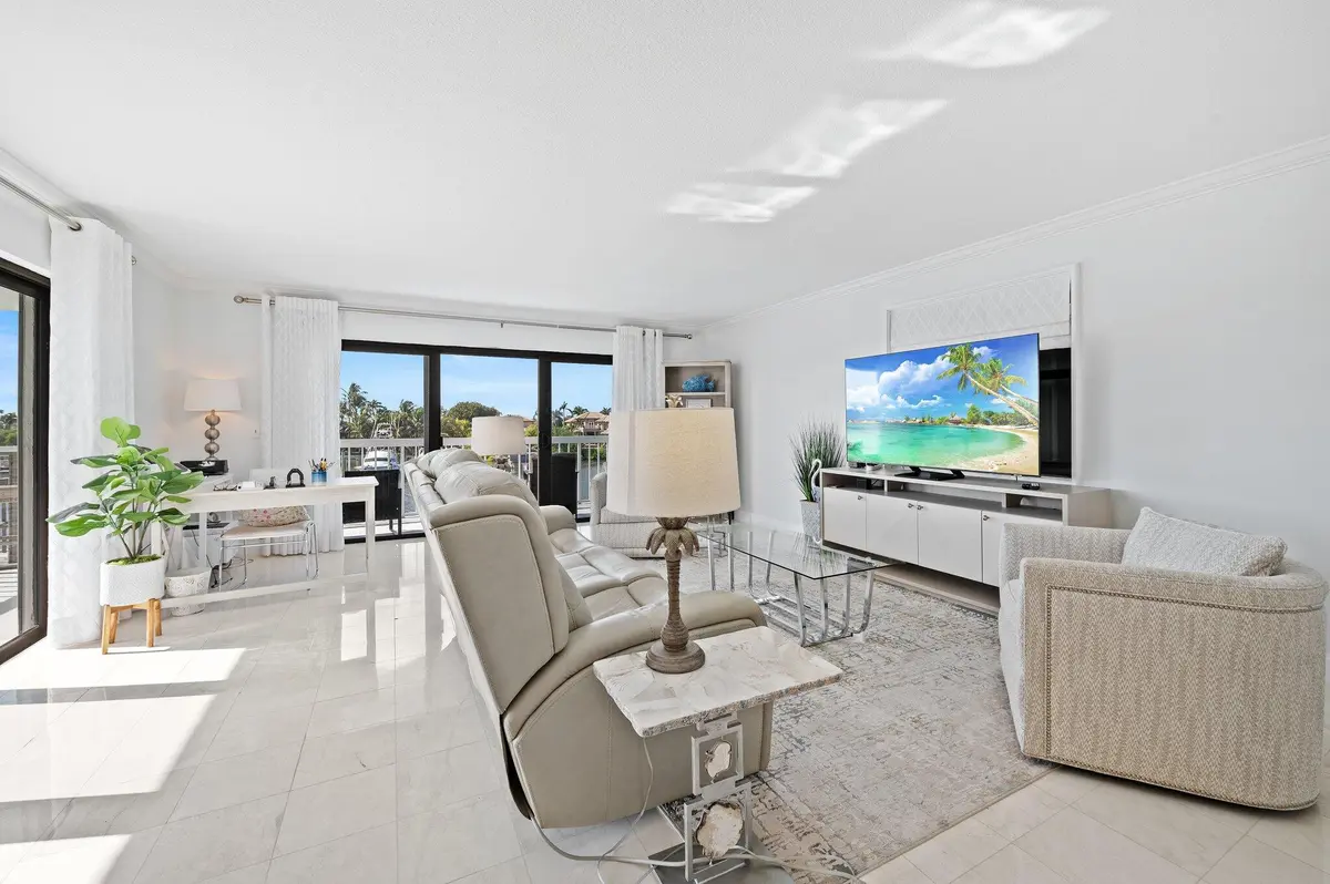 9-web-or-mls-3501-s-ocean-blvd-307 at 3501 S Ocean Boulevard 307, South Palm Beach
