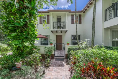 4651 Mimosa Terrace 1204, Coconut Creek – sold