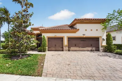 8850 Miralago Way, Parkland – sold