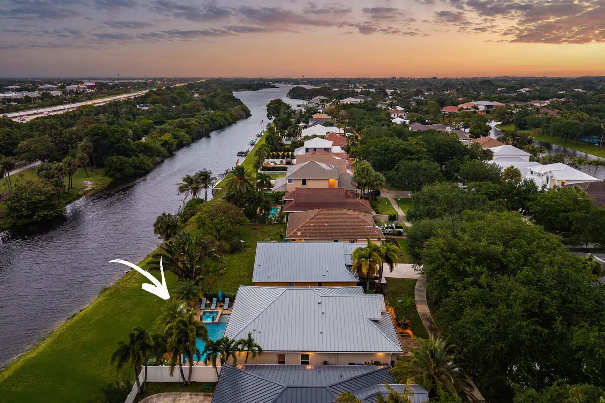 494 Enfield Ct at 494 Enfield Court, Delray Beach