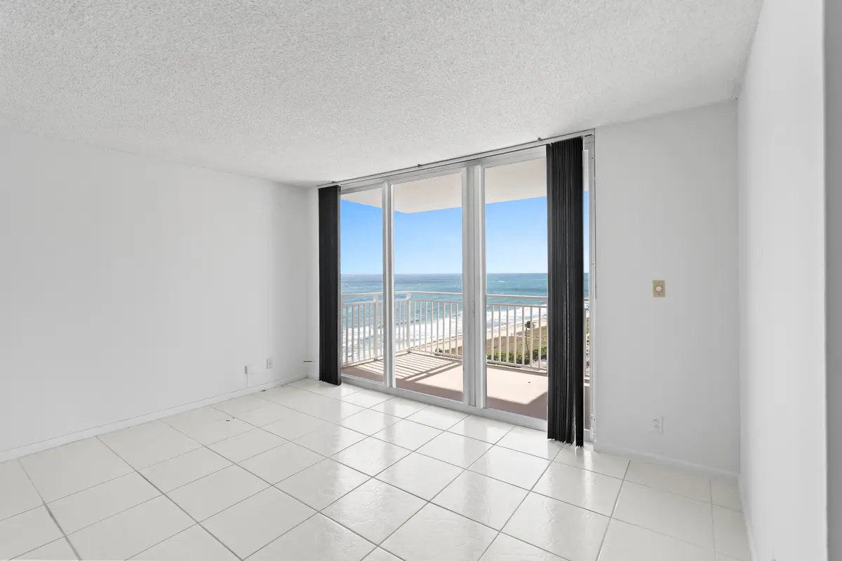 DSC08616 at 5200 N Ocean Boulevard 1207b, Lauderdale-By-The-Sea