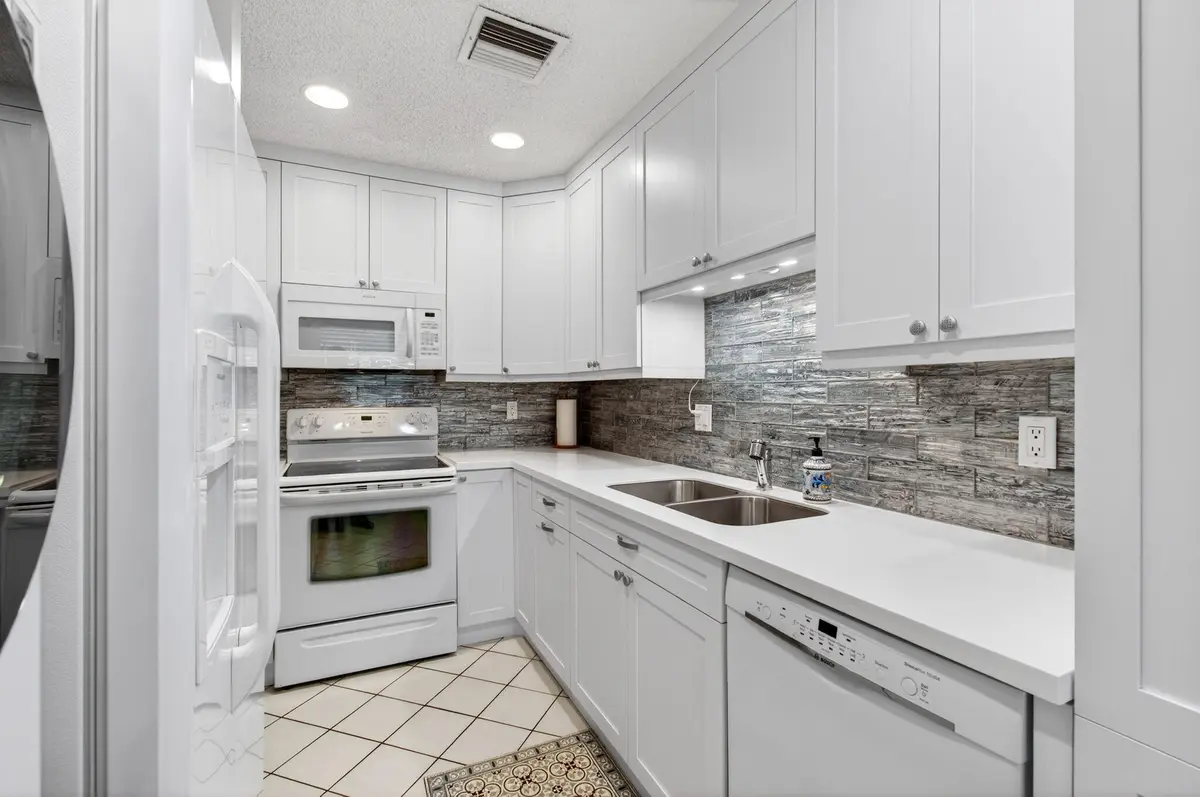 31-web-or-mls-DSC_7653 at 1835 NW 13th Street 103, Delray Beach