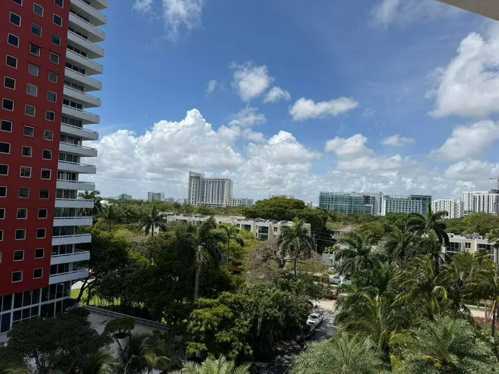 1581 Brickell Avenue 406, Miami, FL – photo 3