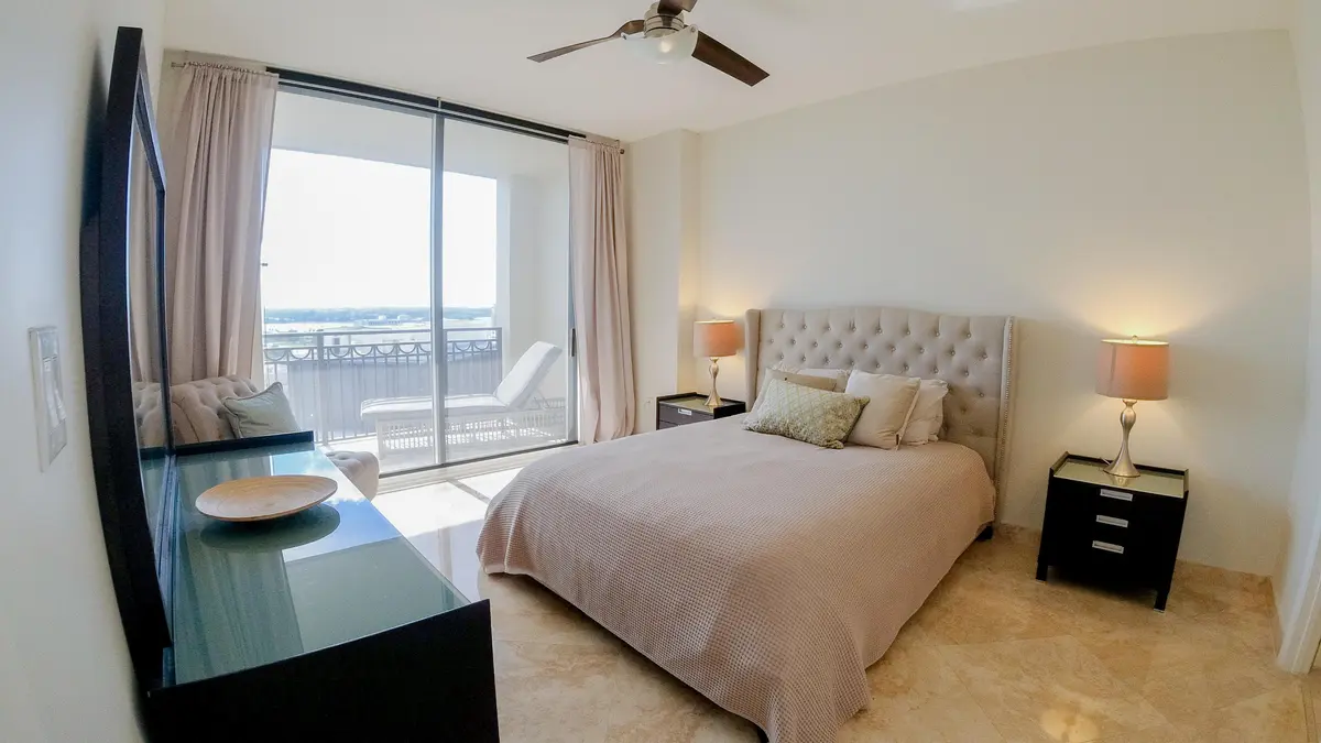 bedroom at 550 Okeechobee Boulevard 1721, West Palm Beach