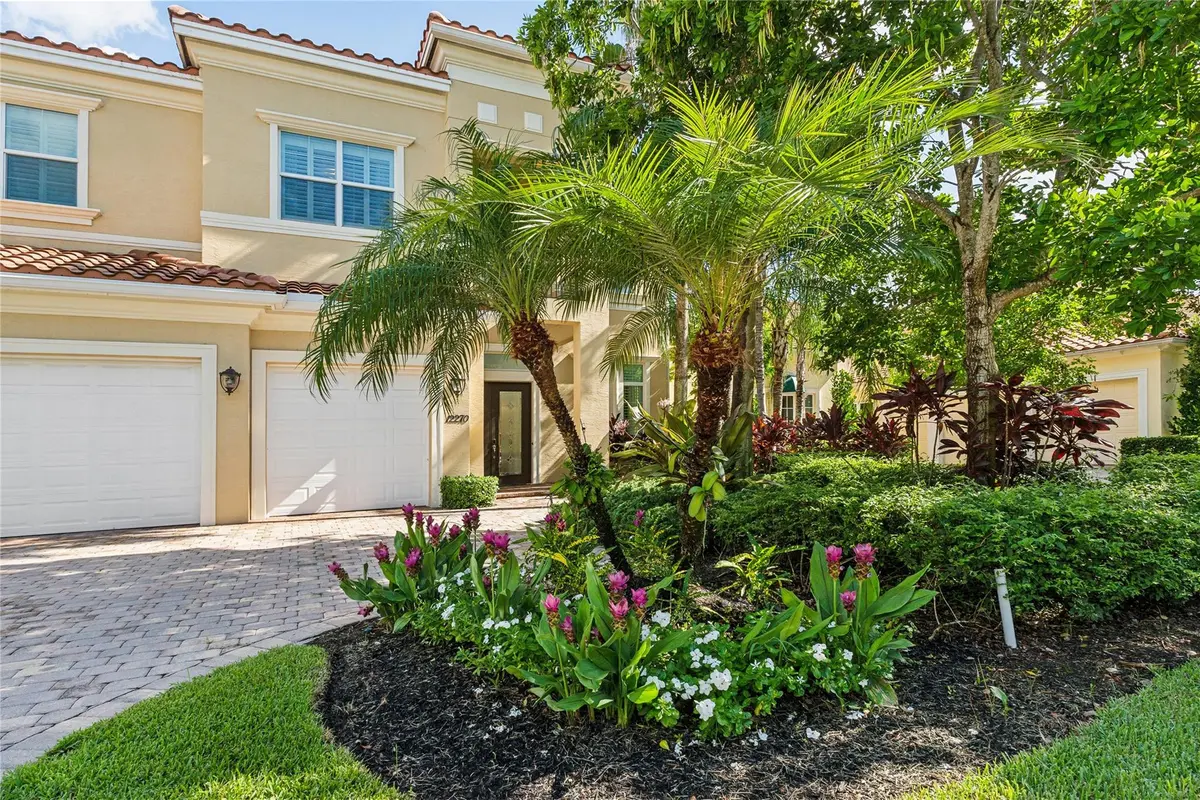 Photo 3 at 12270 Sunnydale Drive, Wellington