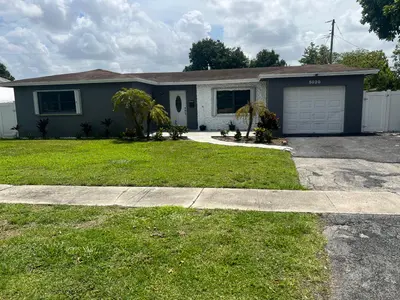 5020 NW 16th Court, Lauderhill – sold