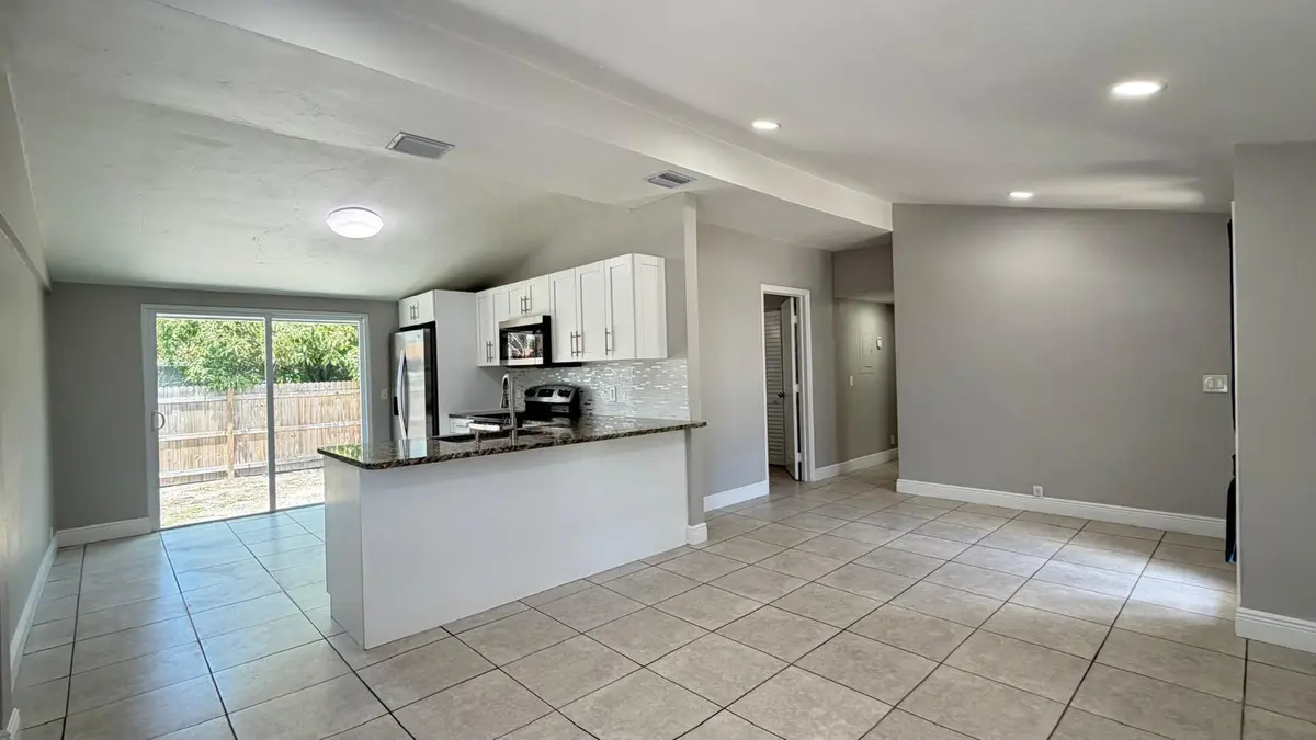 Open Floor at 3823 Chickasha Road, Atlantis