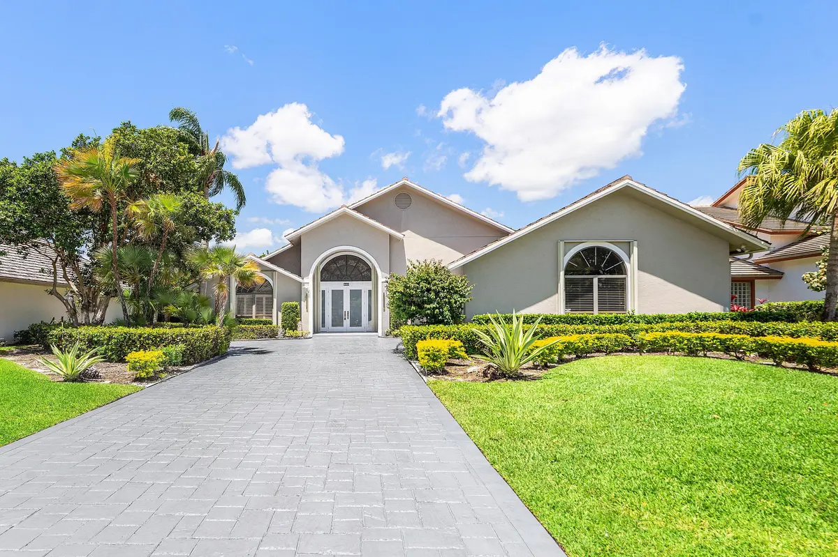 Front of the home at 6415 Brandon Street, Palm Beach Gardens