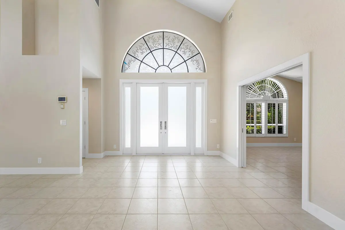 Foyer at 6415 Brandon Street, Palm Beach Gardens