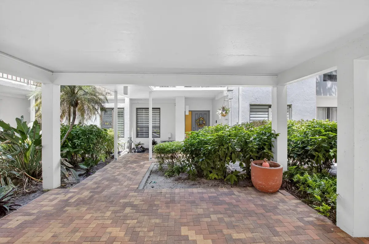 2-web-or-mls-DSC_5619 at 900 GREENSWARD Lane 110-G, Delray Beach