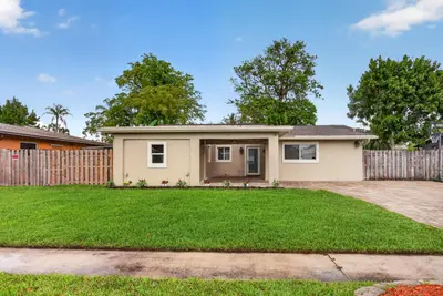 8122 NW 73rd Avenue, Tamarac – sold