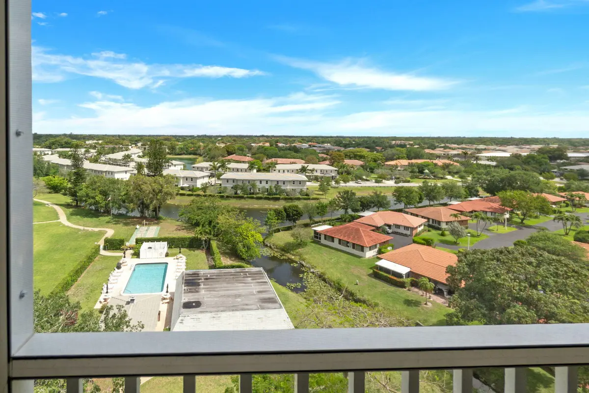 11-web-or-mls-DSC00106dsc00106 at 9101 W Sample Road 1004, Coral Springs