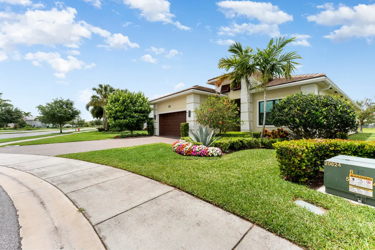 16148 Key Biscayne Lane, Westlake, FL – photo 3