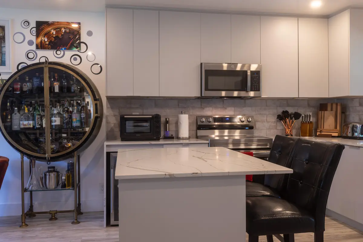 5O7A0079-HDR at 2800 NE 1st Avenue, Wilton Manors