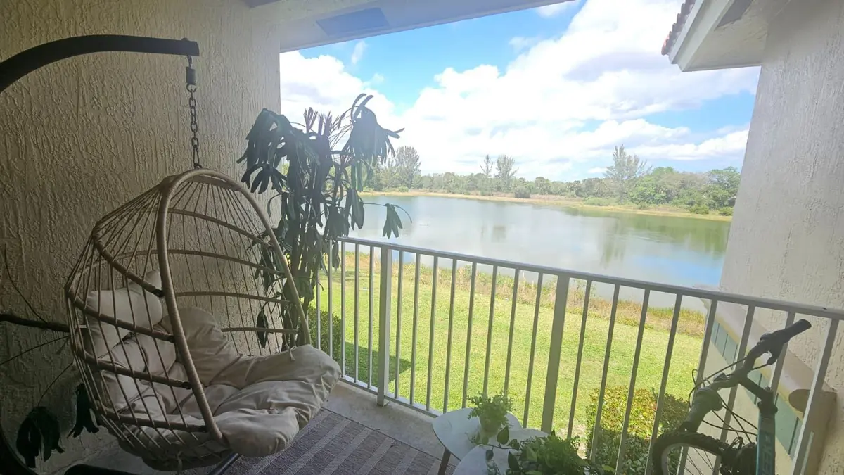 1145 patio at 1145 Golden Lakes Boulevard 725, West Palm Beach