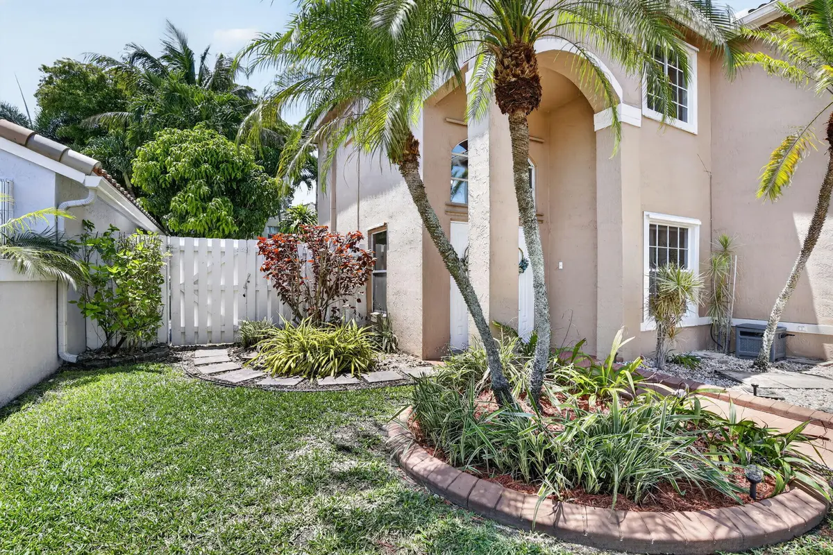 5-web-or-mls-_A7A6216 at 19064 NW 13th Street, Pembroke Pines
