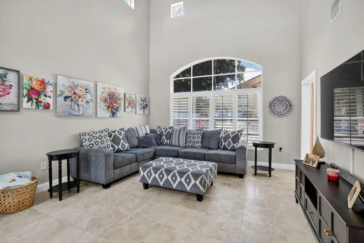 10-web-or-mls-_A7A6235 at 19064 NW 13th Street, Pembroke Pines