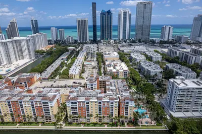 17100 N Bay Road Unit 1214, Sunny Isles Beach – sold