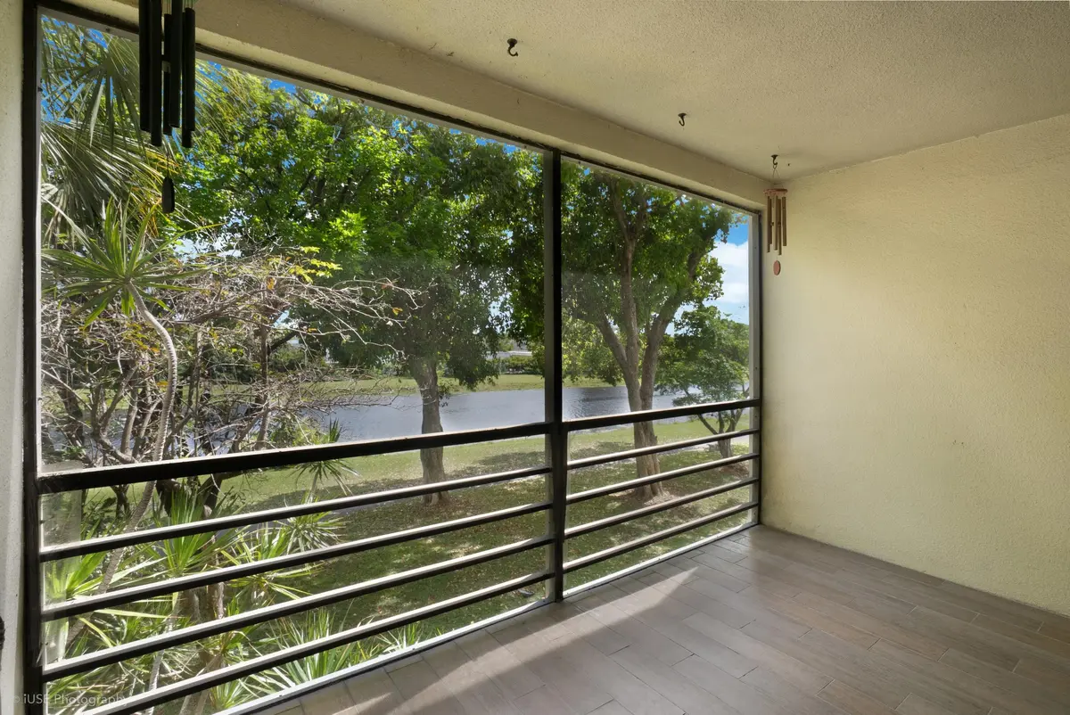 iUSE photography_DSC01023DSC01188 at 2314 S Cypress Bend Drive Unit 313, Pompano Beach
