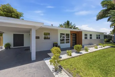 4441 NE 15th Avenue, Oakland Park – sold