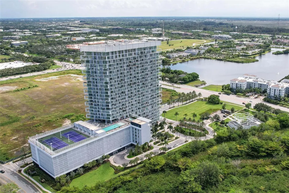 1509 outside 3 at 2000 Metropica Way 1509, Sunrise