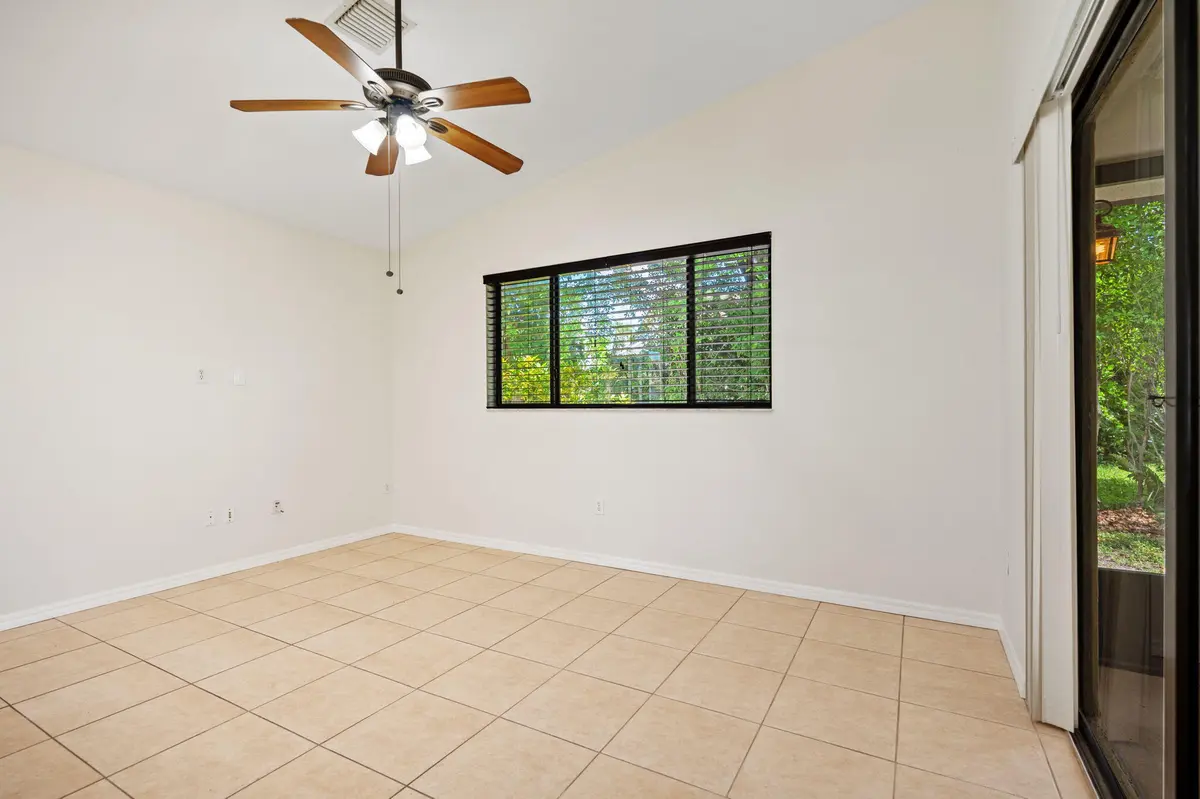 11-web-or-mls-7039-golf-pointe-cir at 7039 Golf Pointe Circle, Tamarac