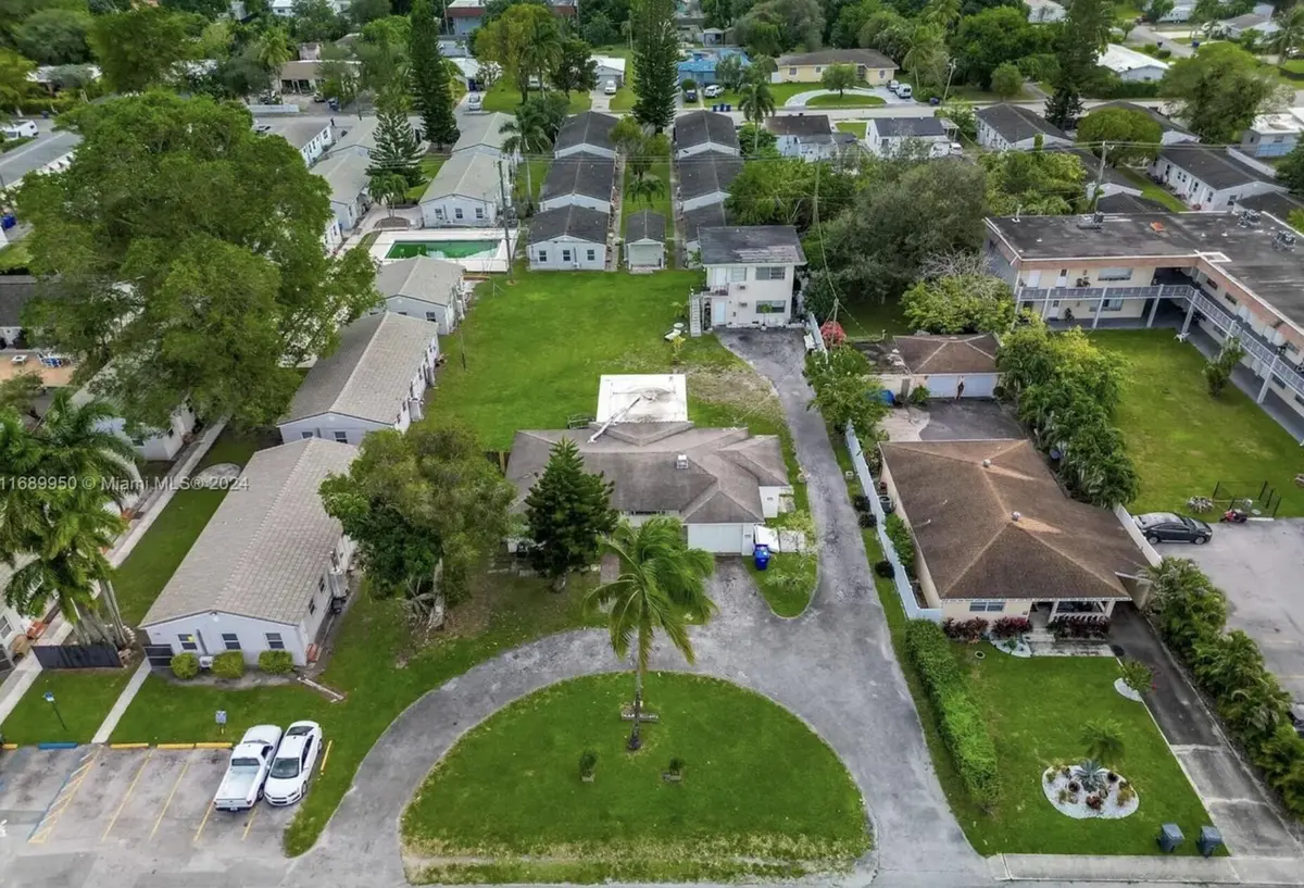 2646 Johnson st, Hollywood fl 5 at 2646 Johnson Street, Hollywood