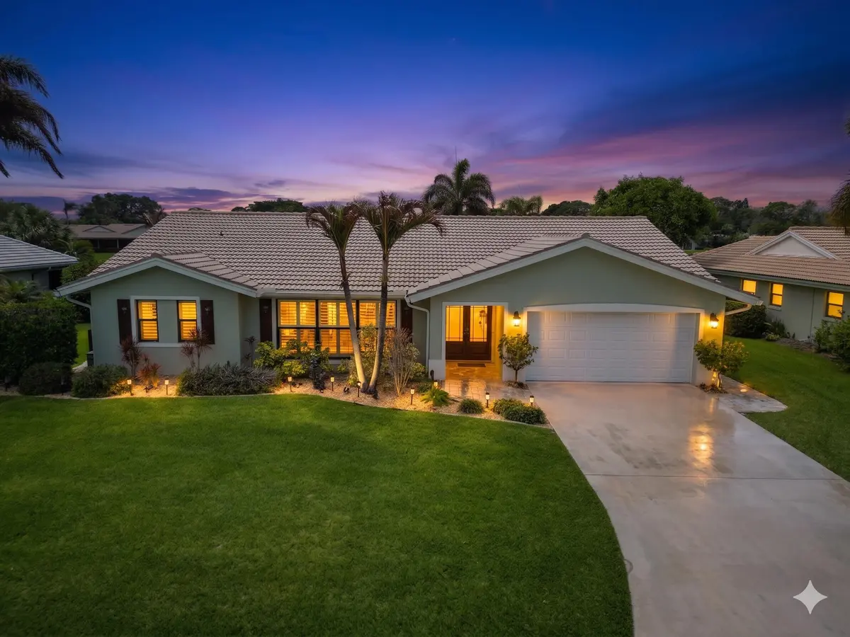 Dusk Photo front_2306 SW Creekside_Gemin at 2306 SW Creekside Drive, Palm City
