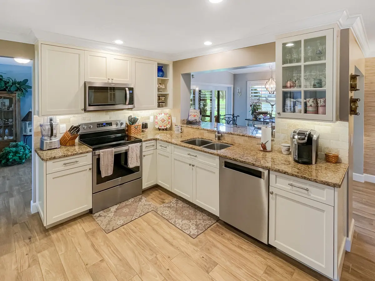 Kitchen at 2306 SW Creekside Drive, Palm City