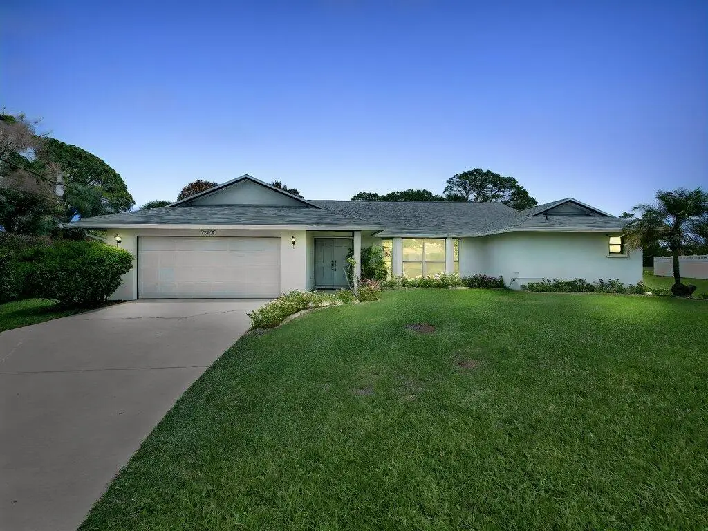 image at 1549 SE Pitcher Road, Port St. Lucie
