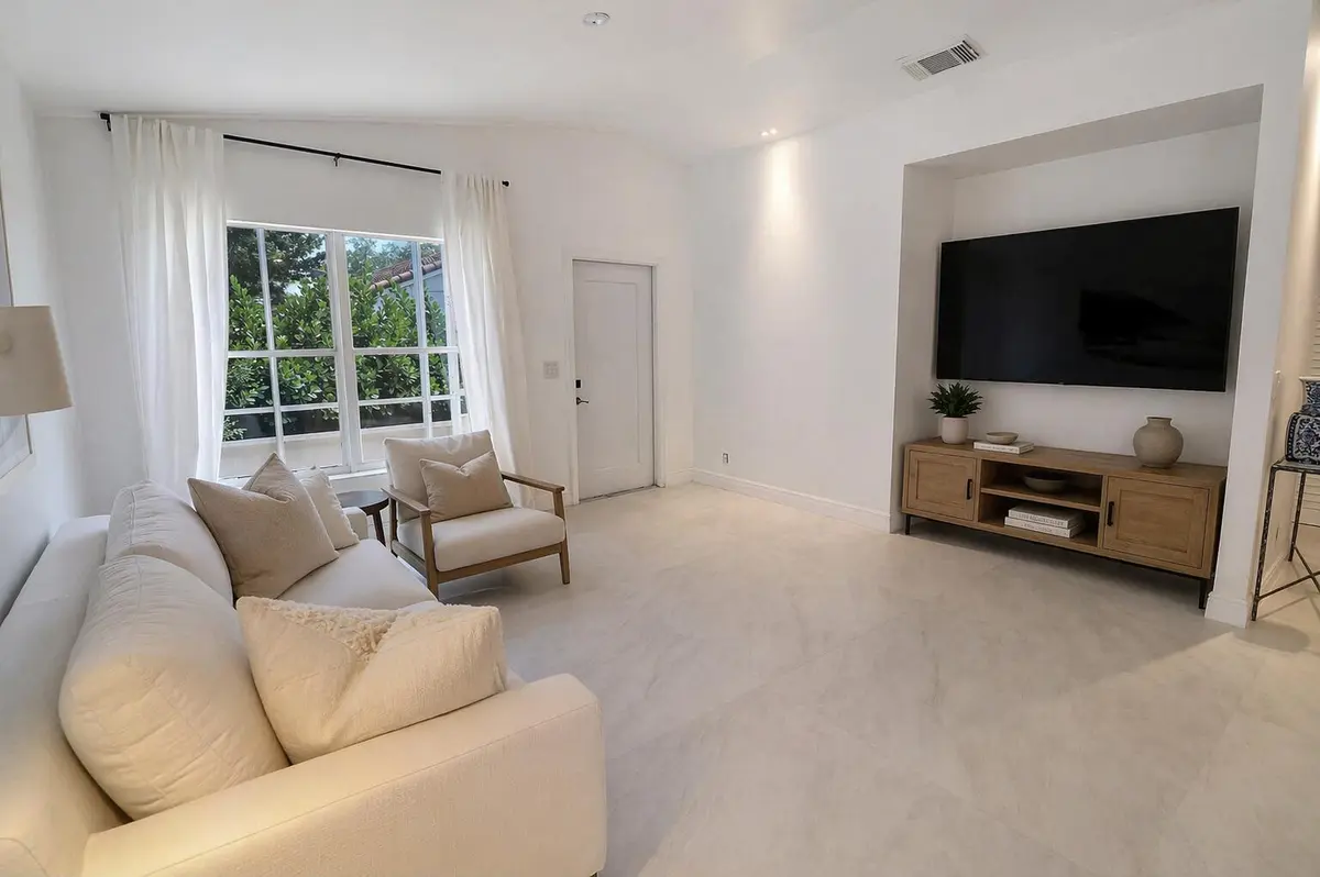 CFE02275-6F7F-4FE7-8887-848D9C4889E7 at 5563 NW 125th Terrace, Coral Springs