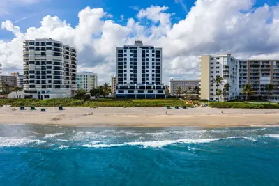 3115 S Ocean Boulevard 1001, Highland Beach – Condominium for sale