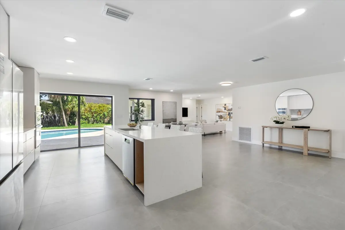 11-1601 Seabreeze Blvd Ft. Lauderdale, F at 1601 Seabreeze Boulevard, Fort Lauderdale