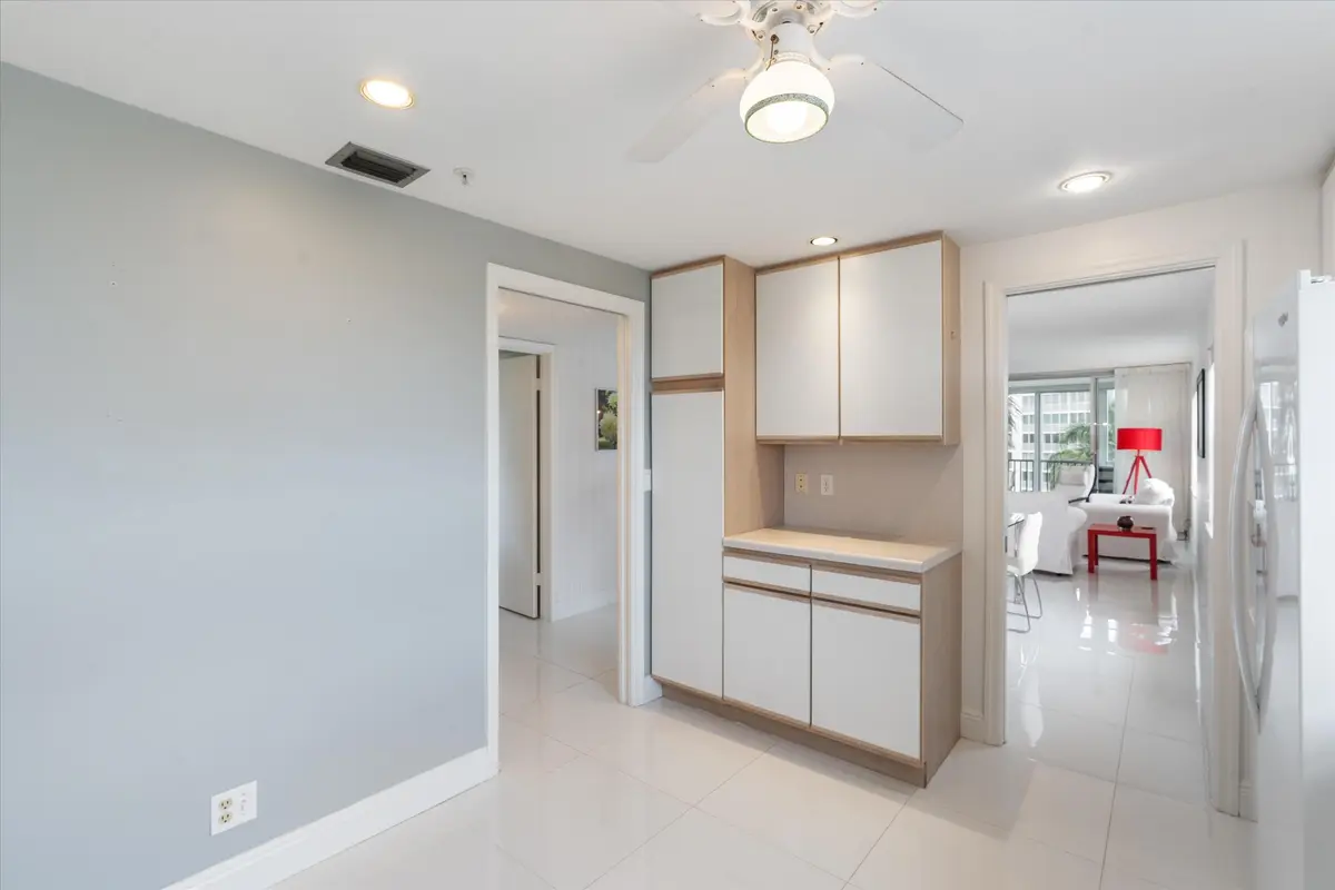 09-3300 S Ocean Blvd #617 Highland Beach at 3300 S Ocean Boulevard 617-c, Highland Beach