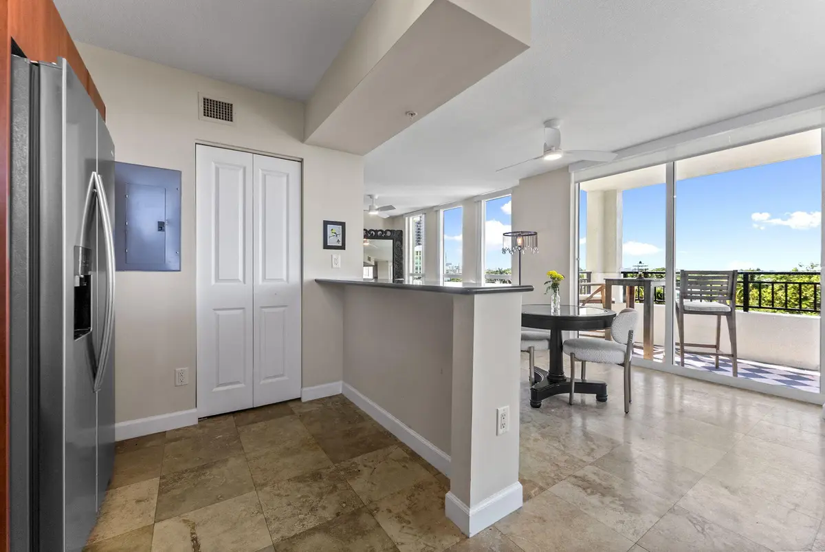 13-web-or-mls-DSC05172 at 600 W Las Olas Boulevard 502s, Fort Lauderdale