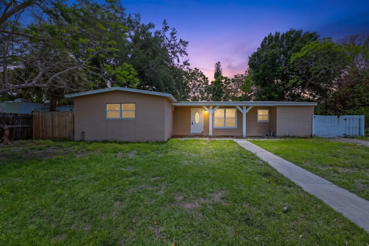 2_vt.png at 180 SE Serenata Court, Port St. Lucie